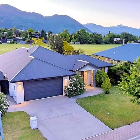 Wanaka Holiday Home Luaran gambar